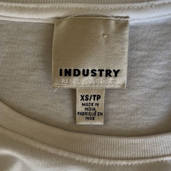 Chic White City Graphic Tee with gold accents - Picture 7 of 11